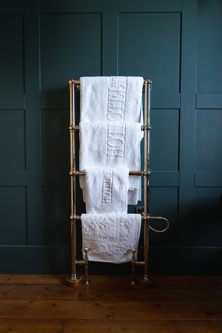 Towel Rack (Brass)